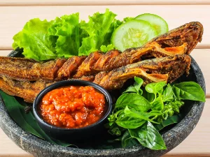 pecellele (10 Makanan Tradisional Indonesia)